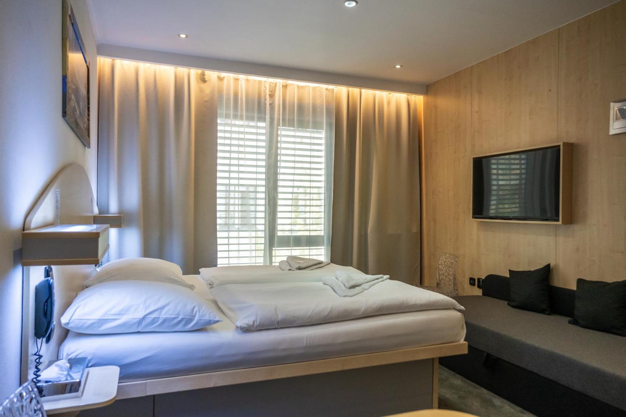Hotel Plzeň Dış mekan fotoğraf